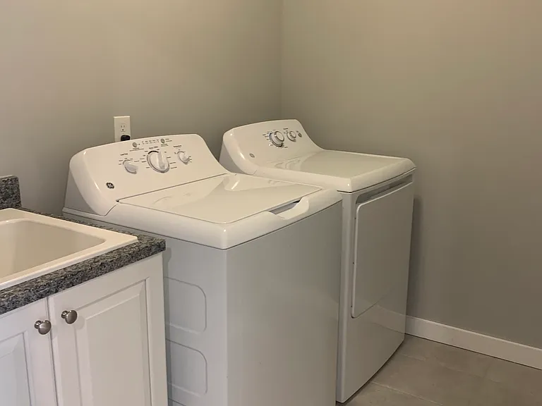 Shelby Pointe Village — Photo 100