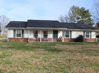 379 Old Qualls Rd, Cookeville, TN 38506