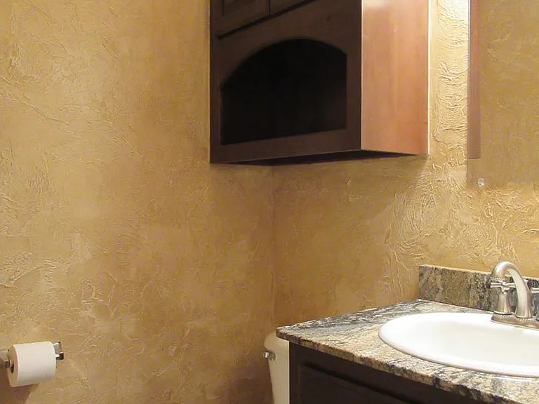 3341 Heritage Green Cir — Photo 34