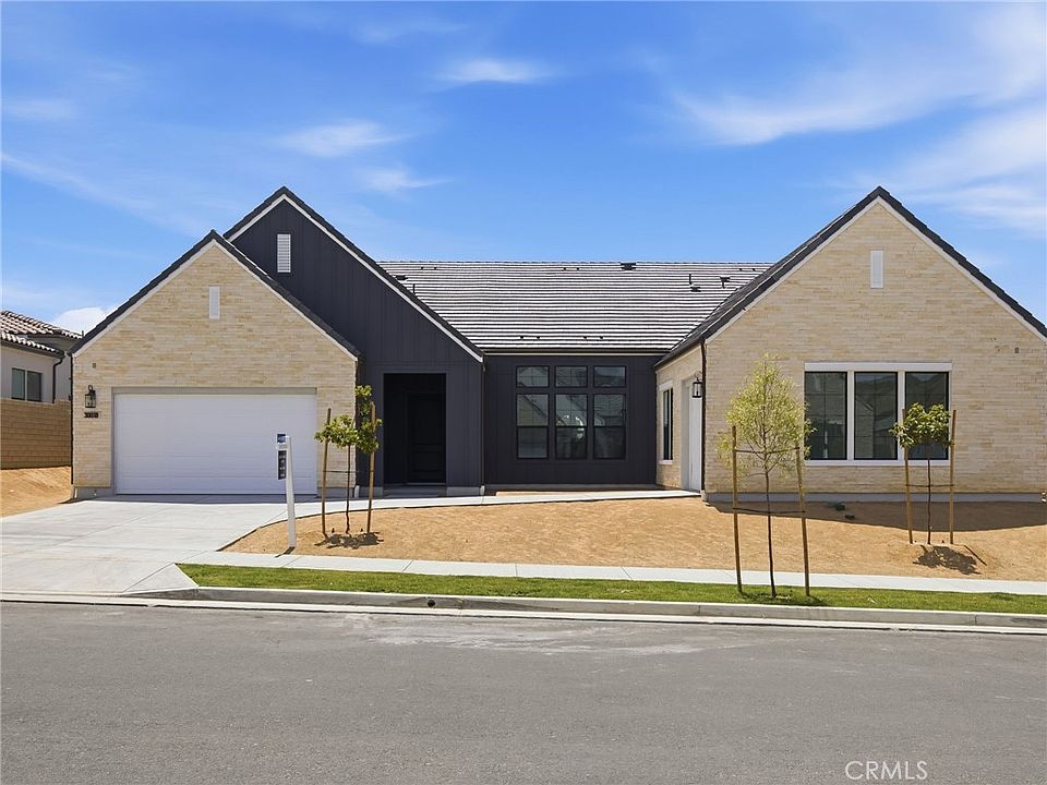 1st image of 30018 N Avenida Sierra Madre