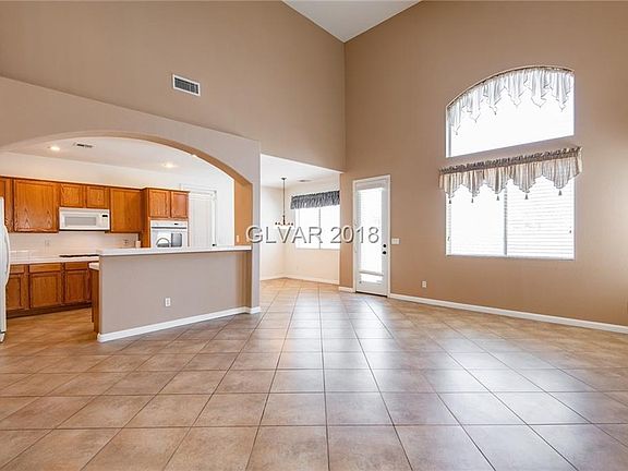 3rd image of 7488 Catalina Harbor St