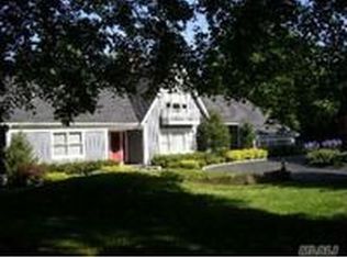 45 James Neck Rd, Saint James, NY 11780