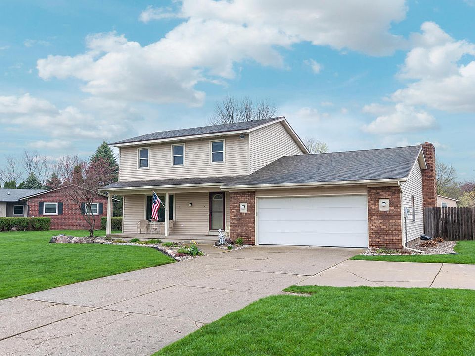 1st image of 3892 Granada Ct NW