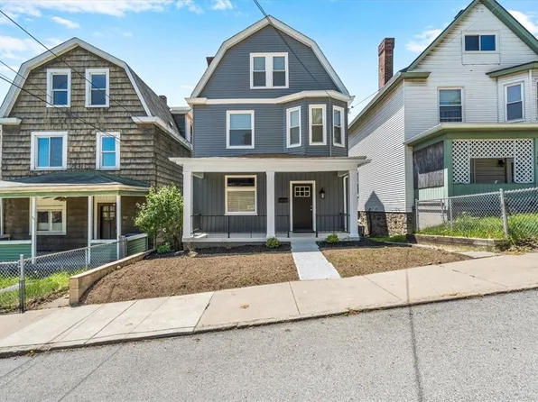 1565 Clairtonica St, Pittsburgh, PA 15205