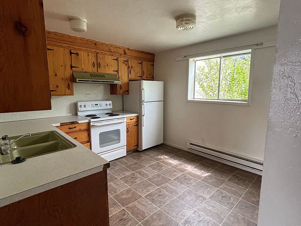 1st image of 310 Moonlite Dr #15