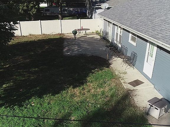3rd image of 516 N Charles St