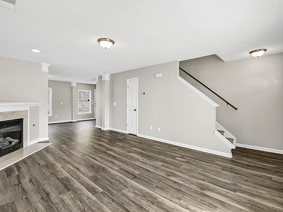 4th image of 112 Wesley Ct