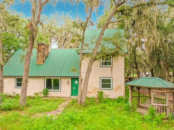 40105 PALM STREET, LADY LAKE, FL 32159
