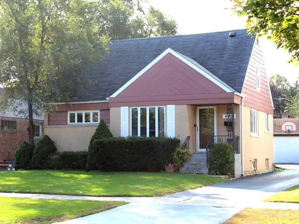 619 E Olive St, Arlington Heights, IL 60004