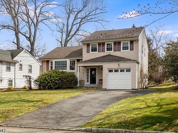 2nd image of 43 Forest Rd