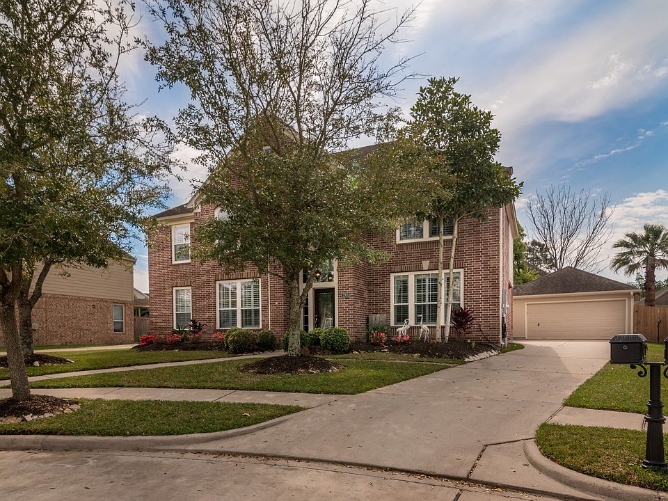 1st image of 2905 Grand Shore Ct