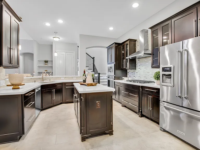 724 Orleans Dr — Photo 15