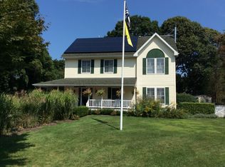 5 Cove Rd, Southampton, NY 11968