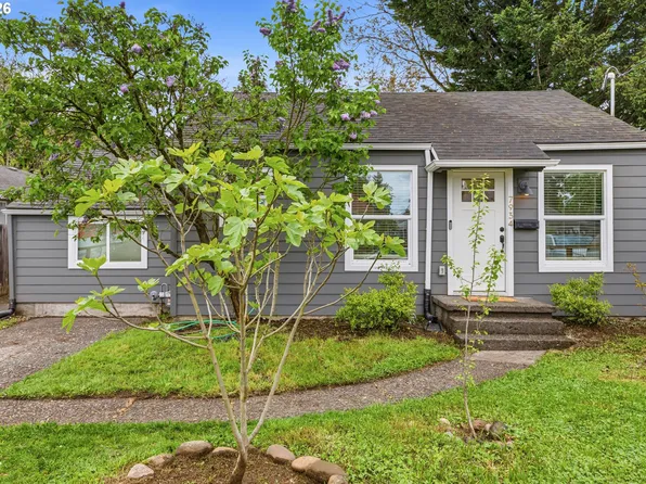 7934 SE Reedway St, Portland, OR 97206
