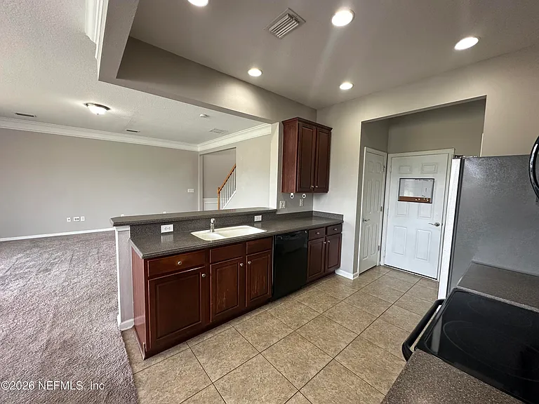 6340 Autumn Berry Cir — Photo 7
