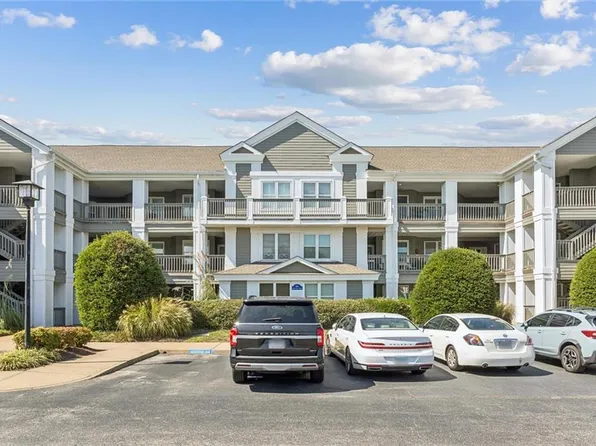 1003 High Dunes Quay APT 105, Hampton, VA 23664