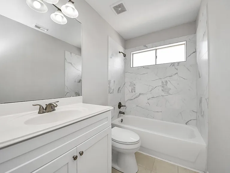 1611 Barton Creek Trl — Photo 40