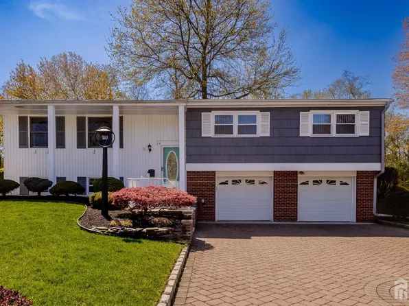 24 Clearview Rd, East Brunswick, NJ 08816