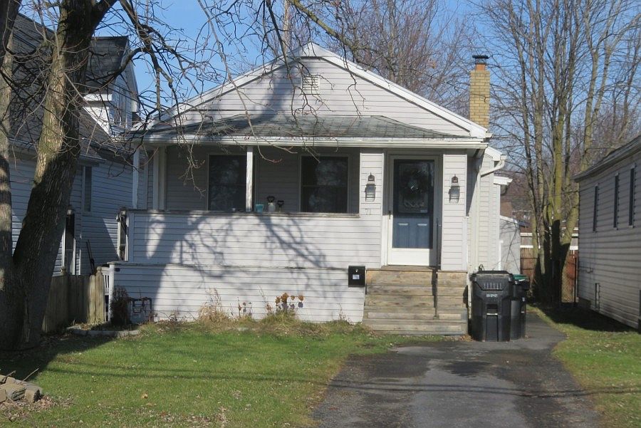 1st image of 71 Paige Ave