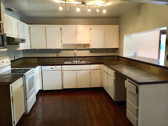 5th image of 116 S Lauber Way