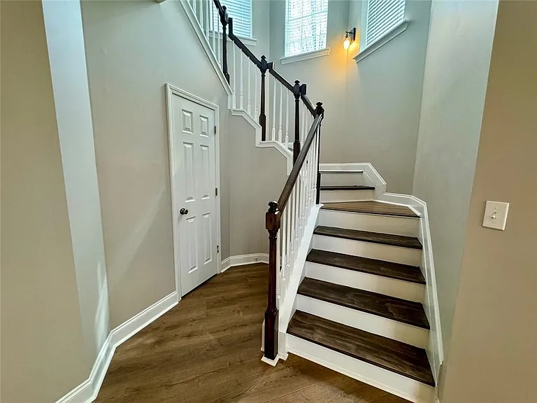 2662 Pierce Brennen Ct — Photo 16