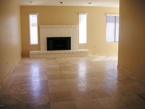 2nd image of 4723 E Willow Ave