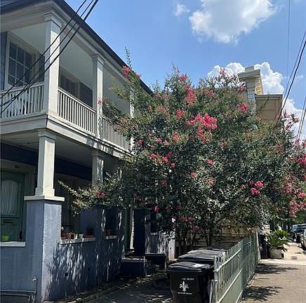 2nd image of 1316 Camp St #1/2