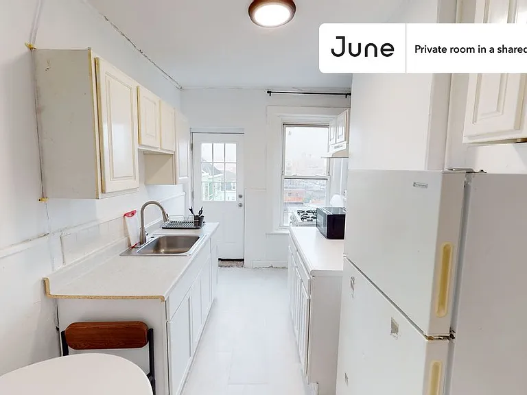 5 Linden St #D — Photo 5