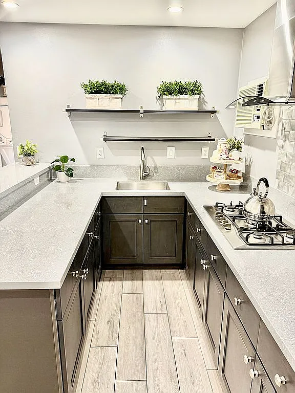 1 bed, 400 sqft, $1,850 — Photo 4