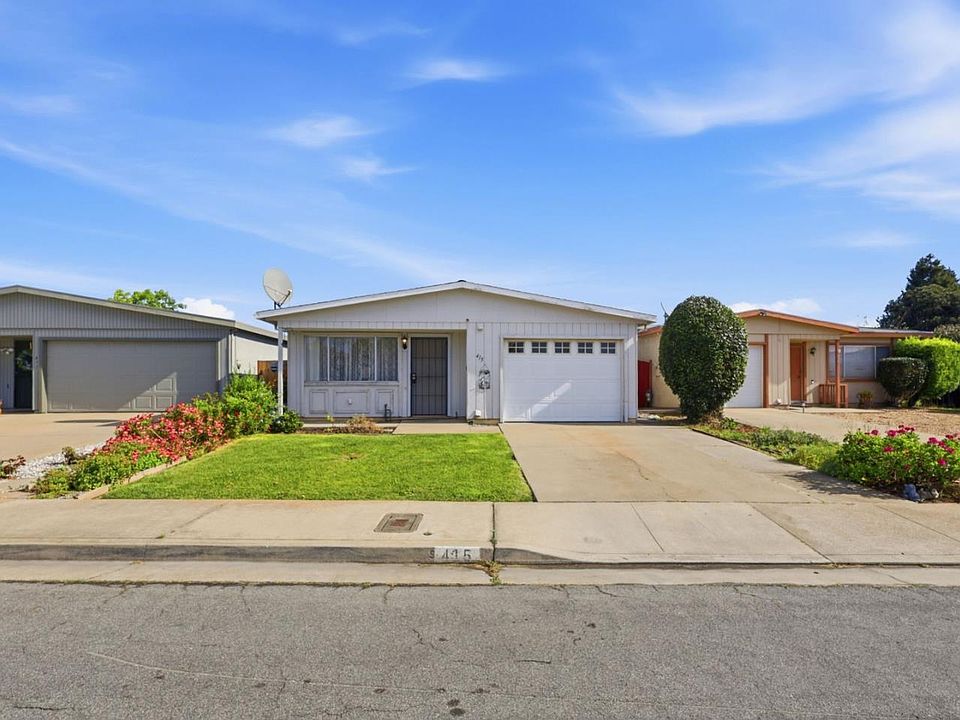 1st image of 415 Spruce Cir