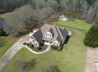 110 Brookview Pl, Oxford, GA 30054