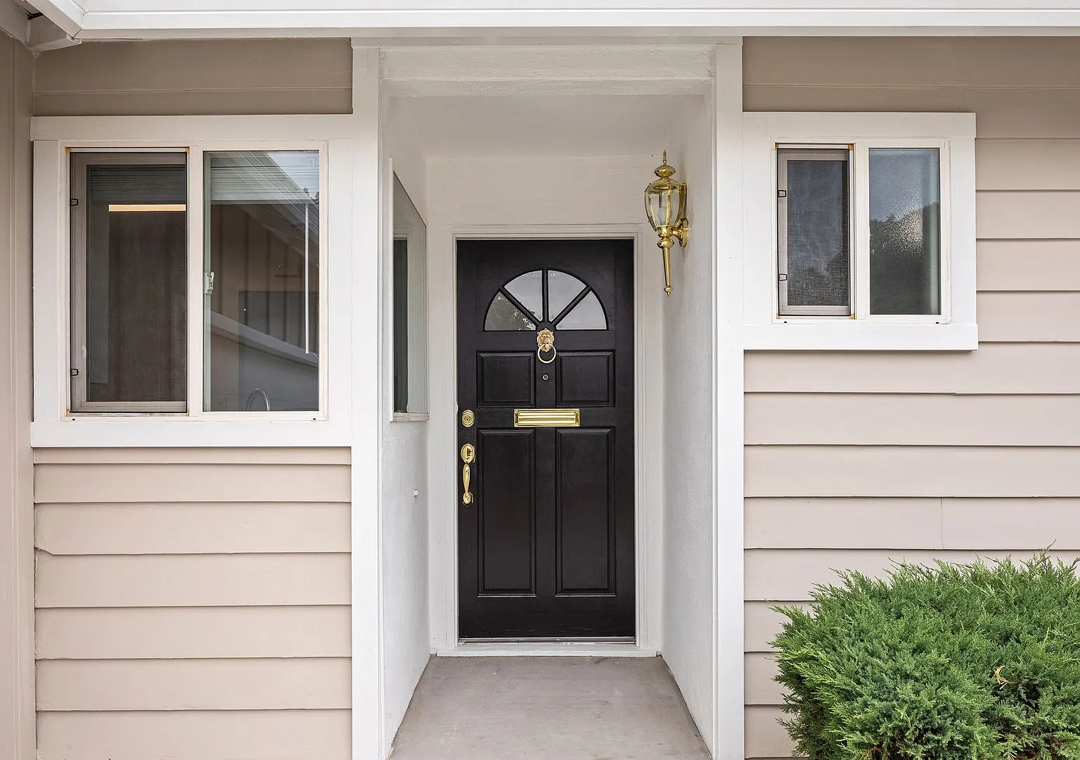 Beautiful remodeled 3 bed 2 bath home in Cupertino. Top Rated Schools. Must see! — Photo 2