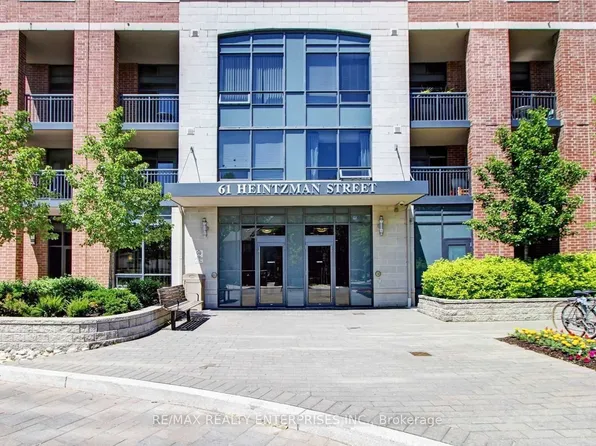 61 Heintzman St #1310, Toronto, ON M6P 5A2