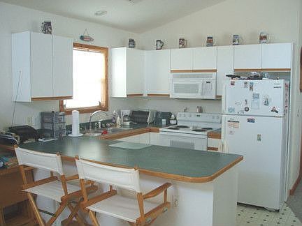 2nd image of 220 W Archdale St