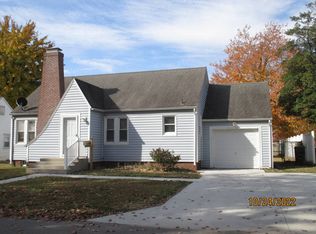1405 N Lincoln St, Robinson, IL 62454