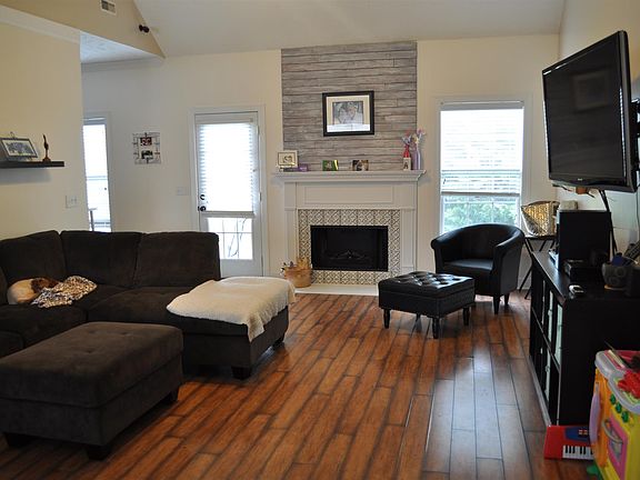 5th image of 1716 Satterfield Ct