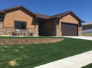 2121 S Beverly St, Casper, WY 82609