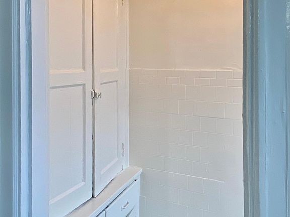 Kitchen Pantry