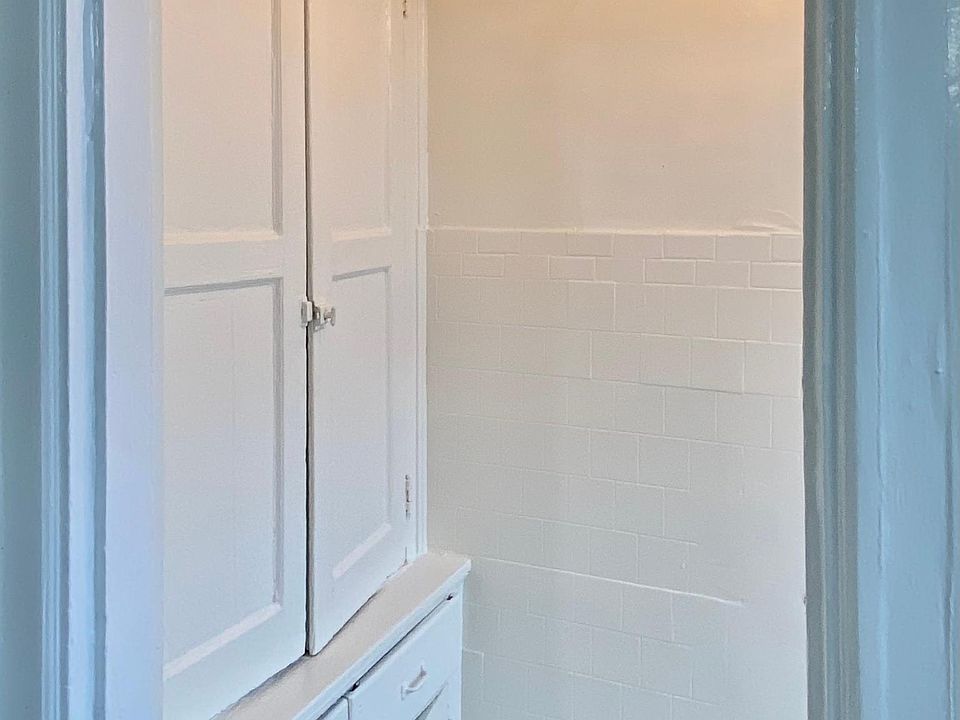 Kitchen Pantry