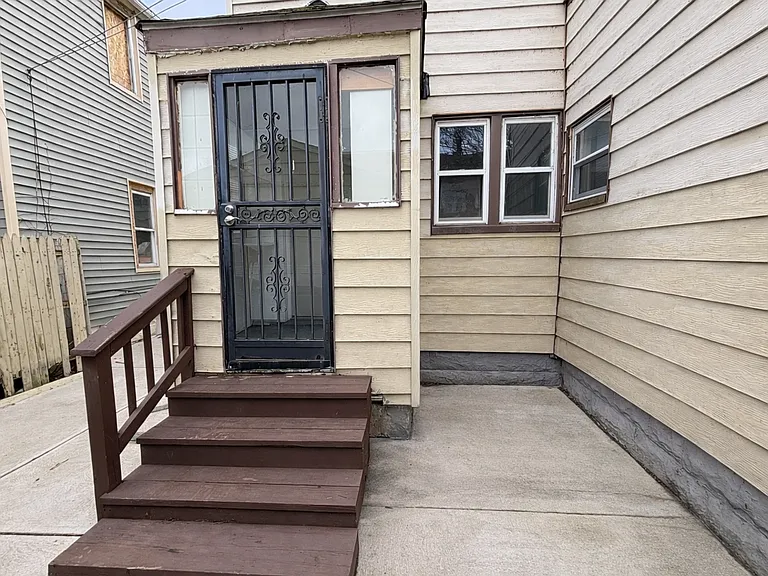 6407 Dibble Ave — Photo 27