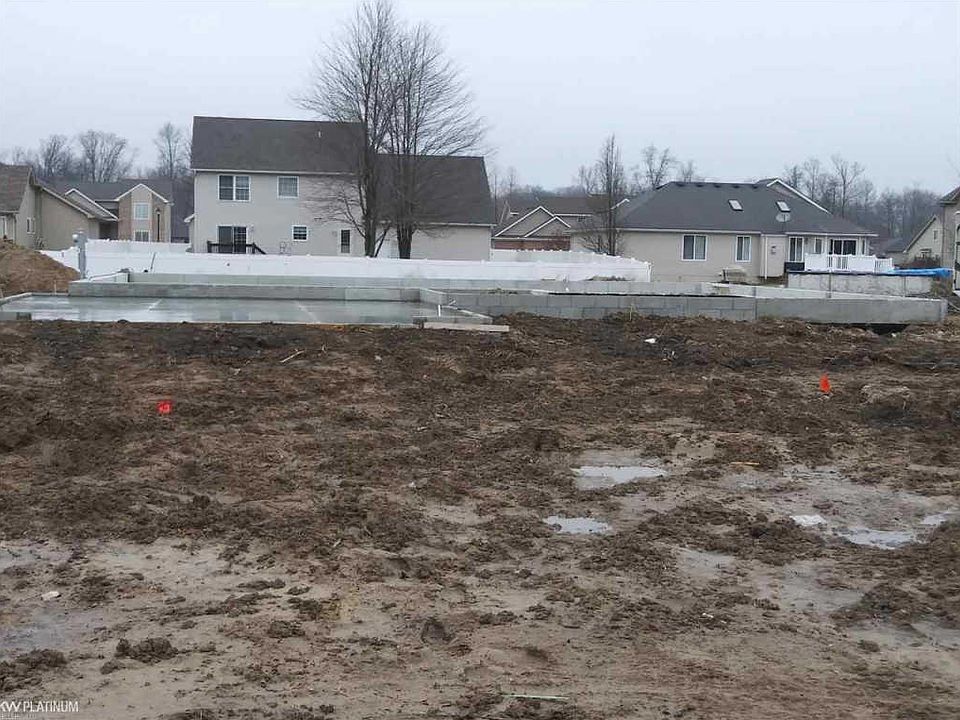 1st image of 4874 Castlewood Dr
