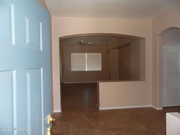 5th image of 958 N Via Zahara Del Sol