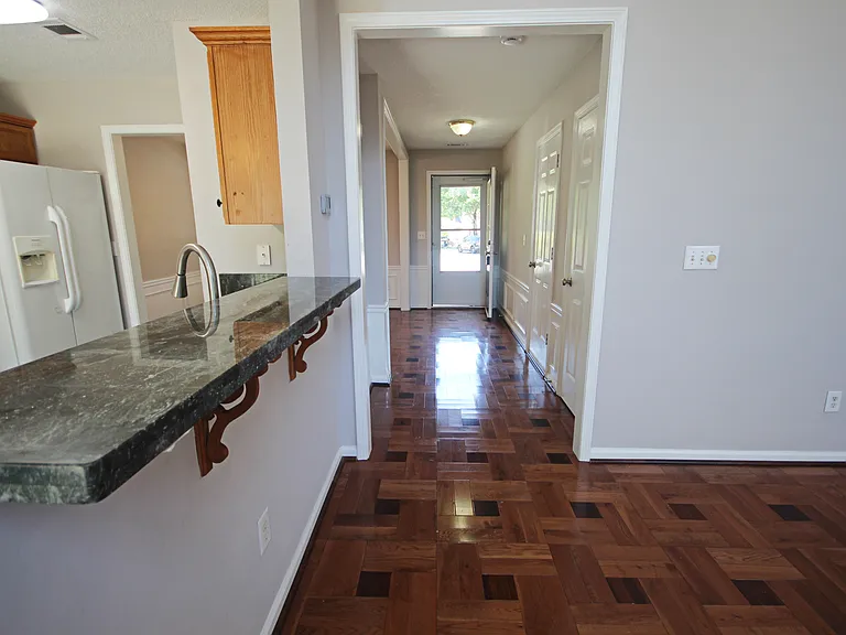 401 Bottesford Dr NW — Photo 34