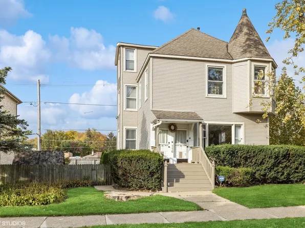 116 E Quincy St, Riverside, IL 60546