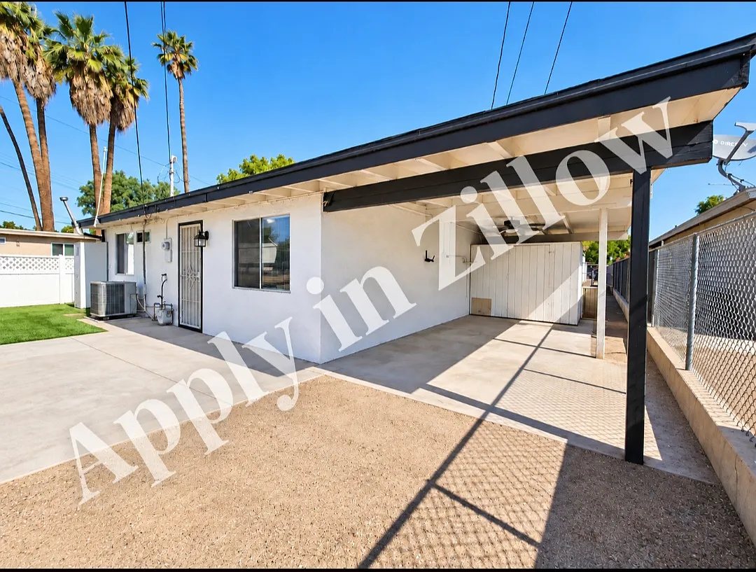 2 bed, 1200 sqft, $2,100 — Photo 1