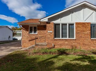 1020 Williams St, Des Moines, IA 50317