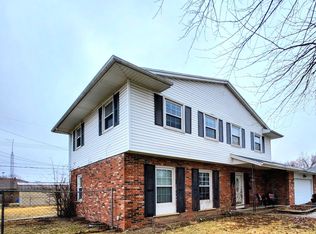 475 S Cryer Ave, Bourbonnais, IL