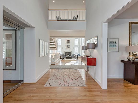 Two-Story Foyer 