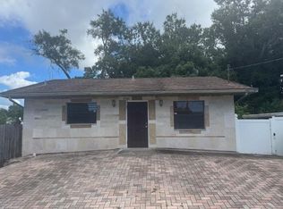 2743 Pine Tree Ln, Clearwater, FL 33761