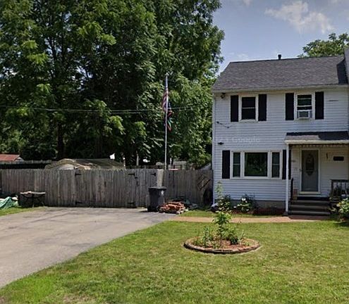 2nd image of 680 W Lowell Ave